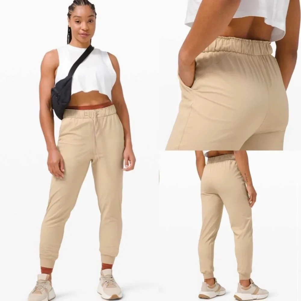 Lululemon Keep Moving Jogger‎ Pant Size 2 In Trench Tan